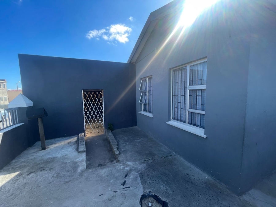3 Bedroom Property for Sale in Beacon Valley Western Cape
